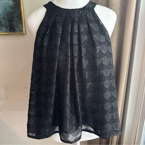 ASTR Metallic Scallop Design Tank Top